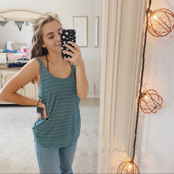 BDG Tops - NWT BDG URBAN OUTFITTERS TANK STRIPED MEDIUM